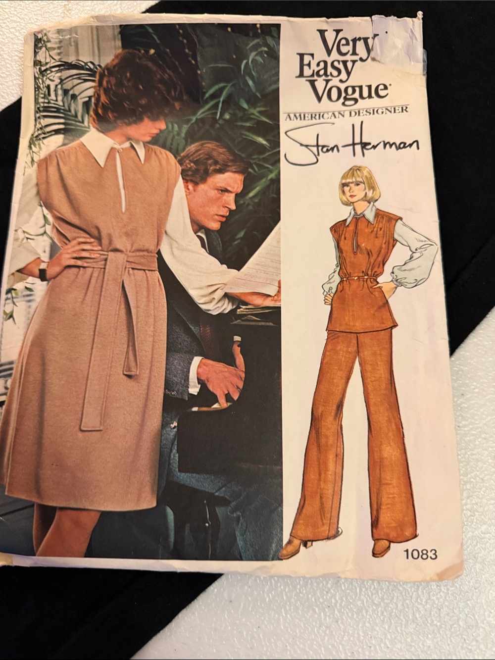 Vogue Pattern Wide-Leg Pants & Tunic Set in Tan